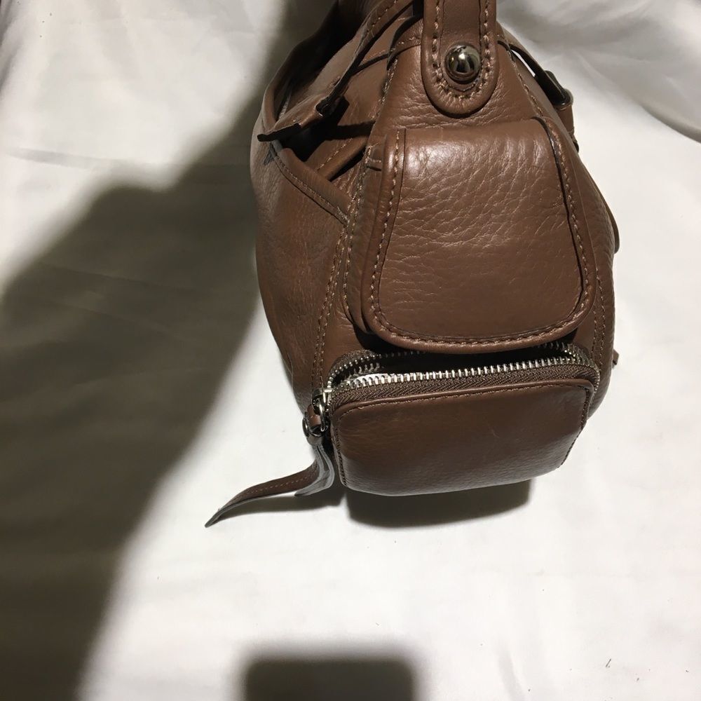 New Banana Republic Brown Genuine Leather Hobo Shoulder Bag pockets Retail $138 - Picture 5 of 15